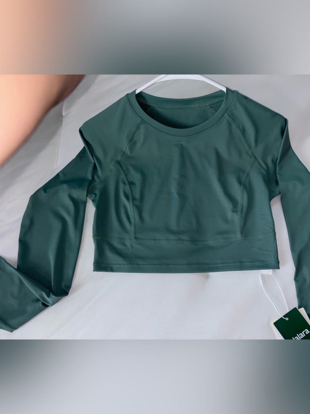 HALARA Forest Green Long Sleeve Crop Top